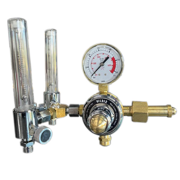 5440f30.jpg YILDIZ ARGON CYLINDER PRESSURE REGULATOR WITH 2 FLOW METERS 5440F30